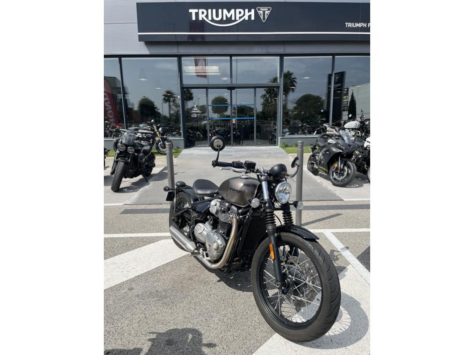 TRIUMPH Bonneville Bobber 1200