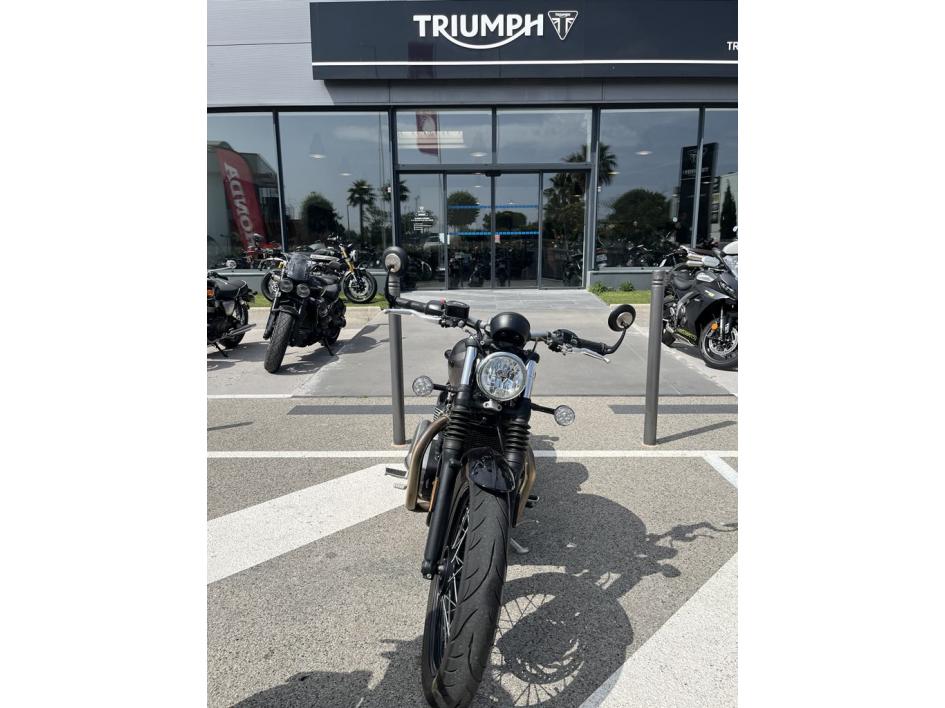 TRIUMPH Bonneville Bobber 1200
