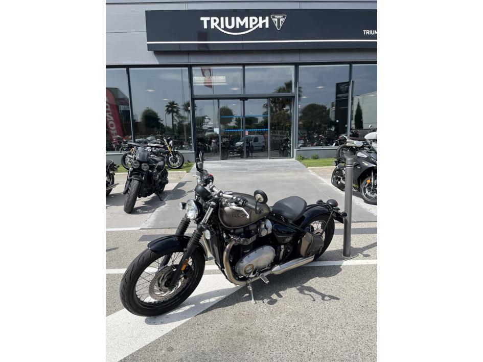 TRIUMPH Bonneville Bobber 1200